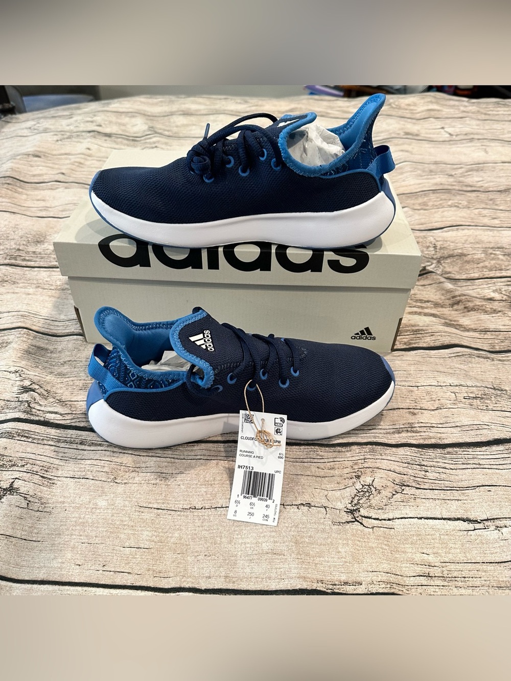 NEW adidas Navy and Light Blue Cloudfoam Running Athletic Shoes Size 8